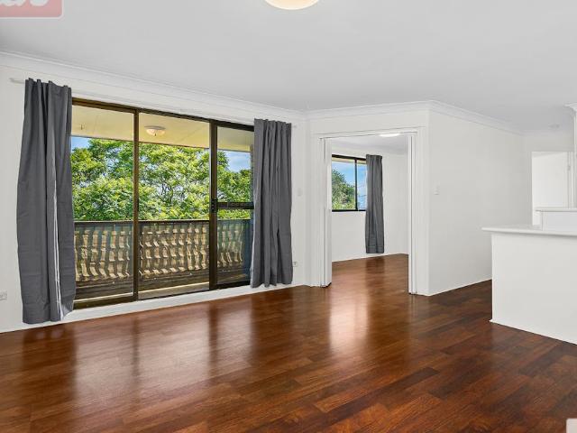 apartment to let in 14/125 Oak Road Kirrawee NSW 2232 2 bed