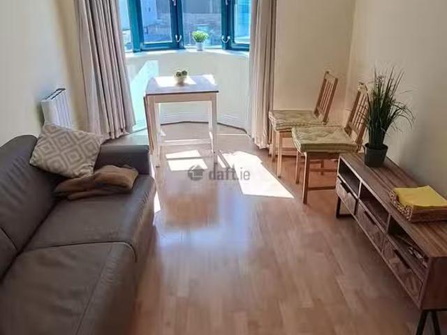Apartment to Let, The Corn Exchange, Poolbeg Street, Dublin 2.