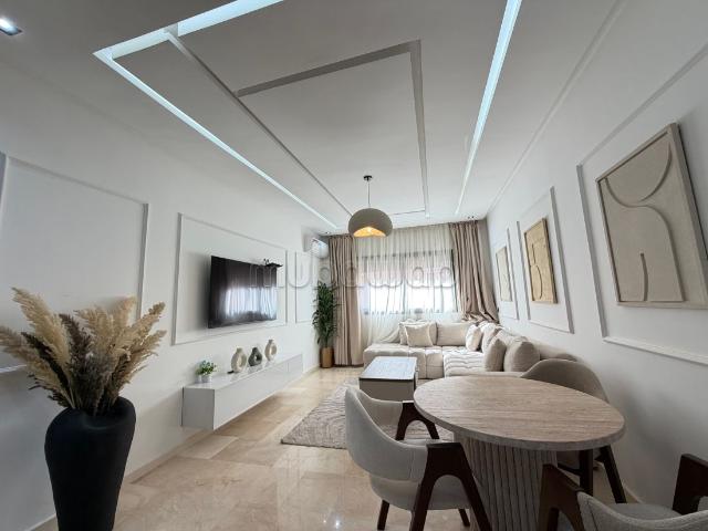 Apartment to purchase in Hivernage. 2 rooms. Furnishings