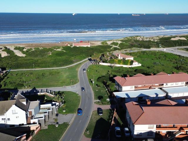 Apartment to rent in Bluewater Bay, Port Elizabeth, Gqeberha