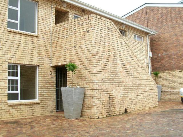 Apartment to rent in Grahamstown Central Makhanda Central