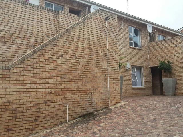 Apartment to rent in Grahamstown Central Makhanda Central