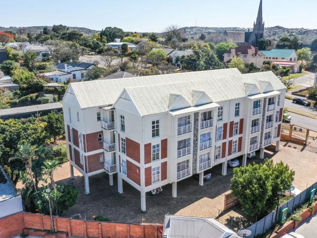 Apartment to rent in Grahamstown Central Makhanda Central