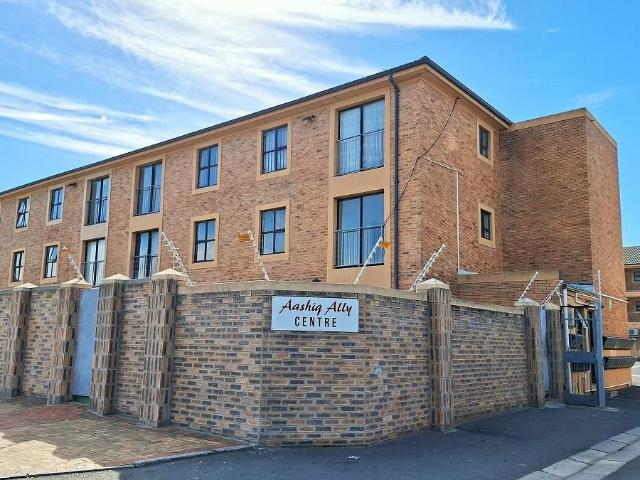 Apartment to rent in Grassy Park, Cape Town