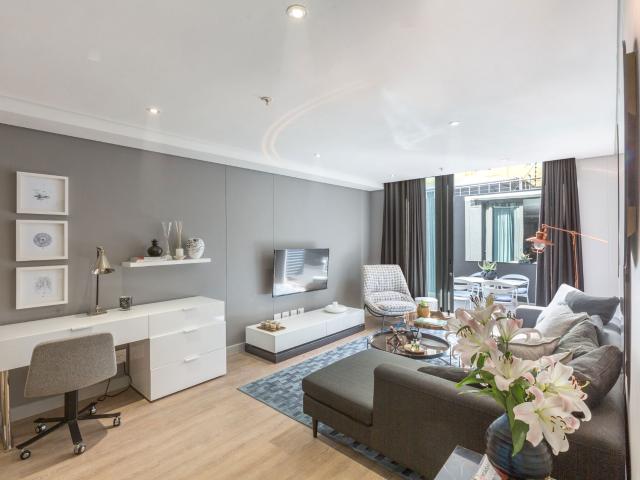 Apartment to rent in Green Point, Cape Town