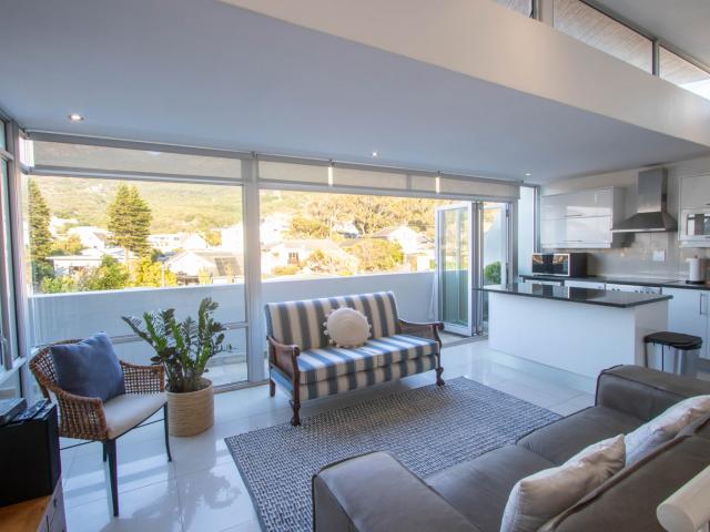 Apartment to rent in Hout Bay