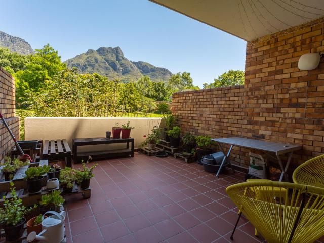 Apartment to rent in Newlands, Cape Town