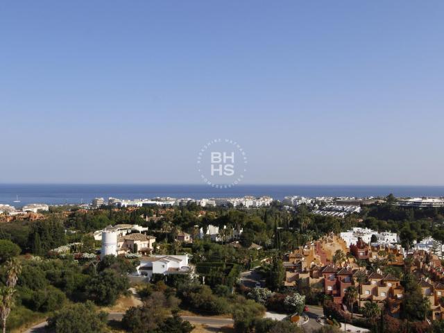 Apartment to rent in Nueva Andalucía