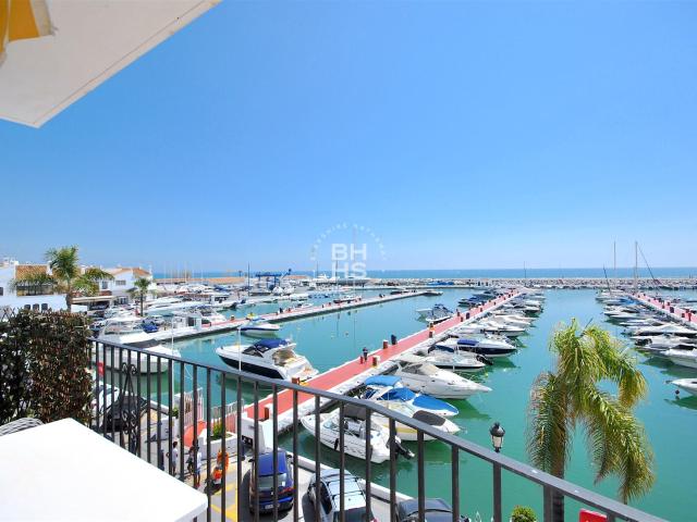 Apartment to rent in Puerto Banús