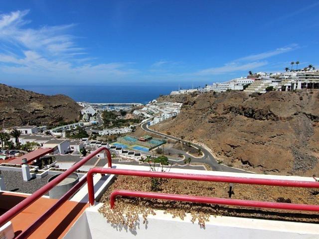 Apartment to rent in Puerto Rico, Gran Canaria with sea view