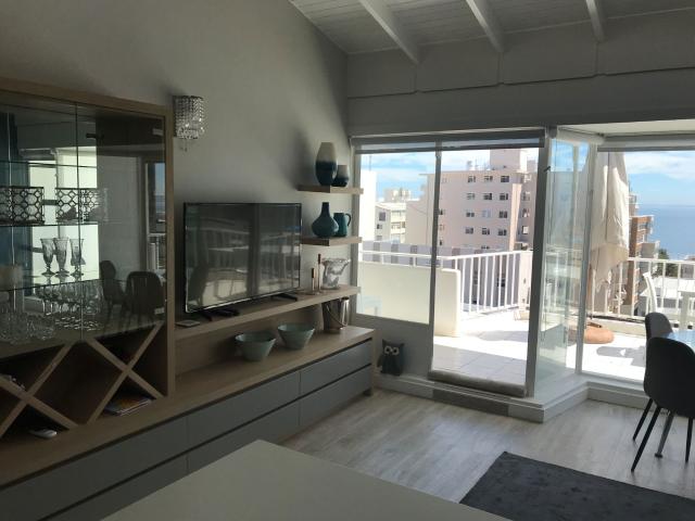 Apartment to rent in Sea Point