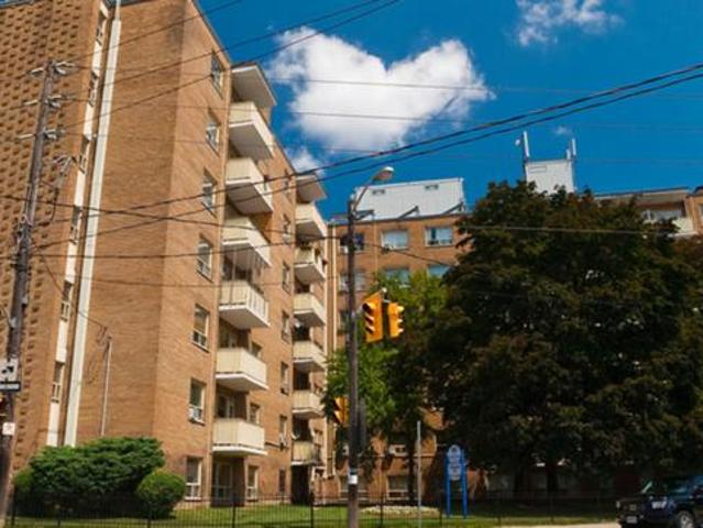 Apartment Toronto ON 96585266