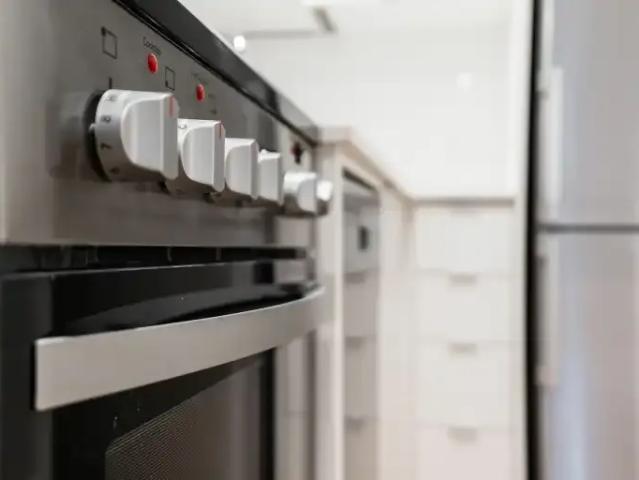 Apartment Toronto ON 104637502