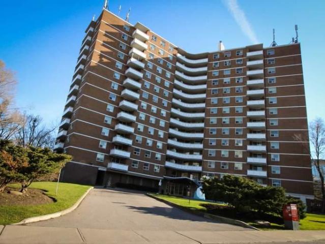Apartment Toronto ON LS95253409