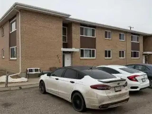 Apartment Taber AB 104506972