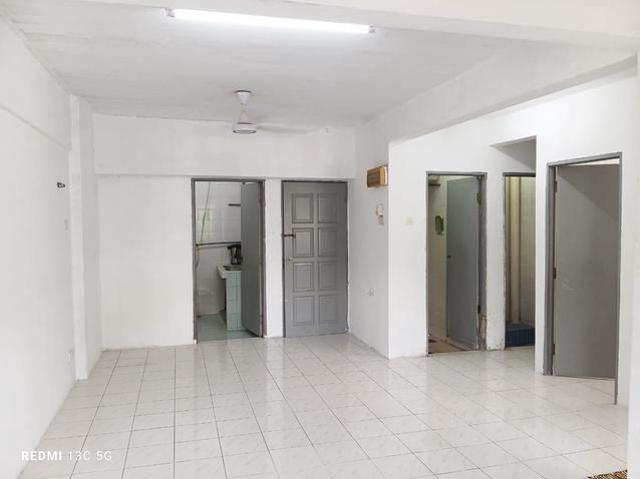 Apartment Taman Bunga Negara Seksyen 27 Shah Alam FOR SALE Non Bumi