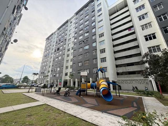 Apartment Taman Laman Indah 3R2B Furnished Lift Taman Ekoflora