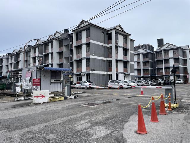 Apartment Taman Pauh Indah