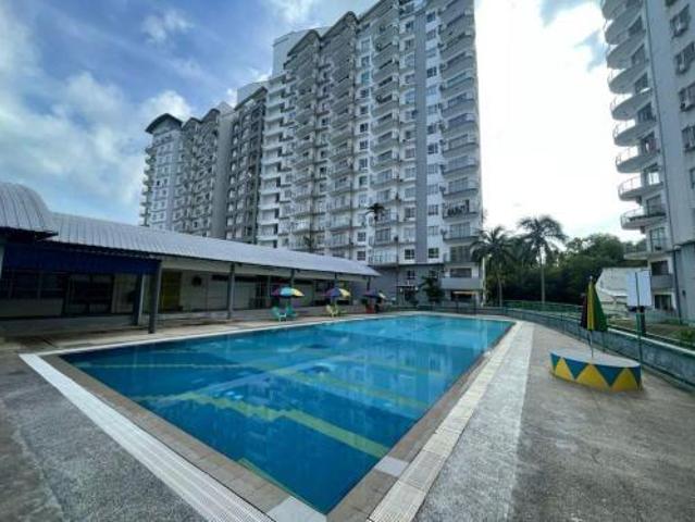 Apartment Teluk Kemang Port Dickson Facing Swimming Pool