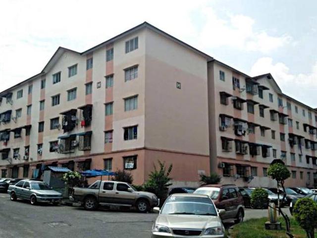 Apartment Teratai Bunga Raya Bukit Beruntung Renovated Few Unit