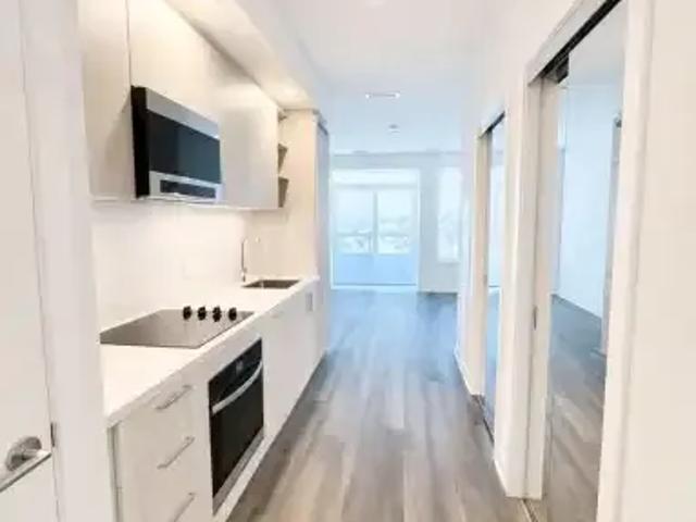 Apartment Vaughan ON 104876938
