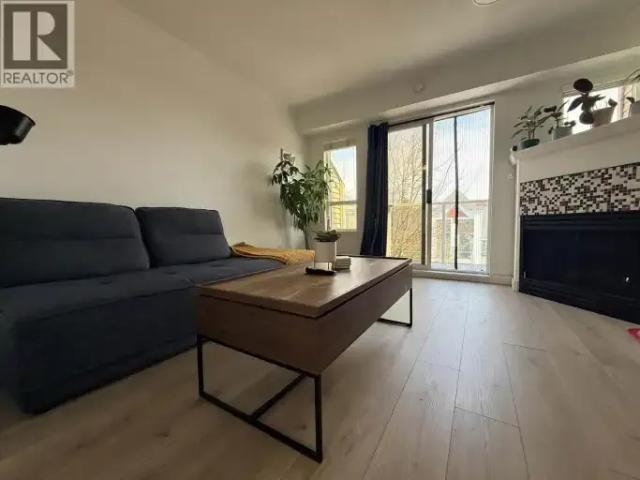 Apartment Vancouver BC 101879515