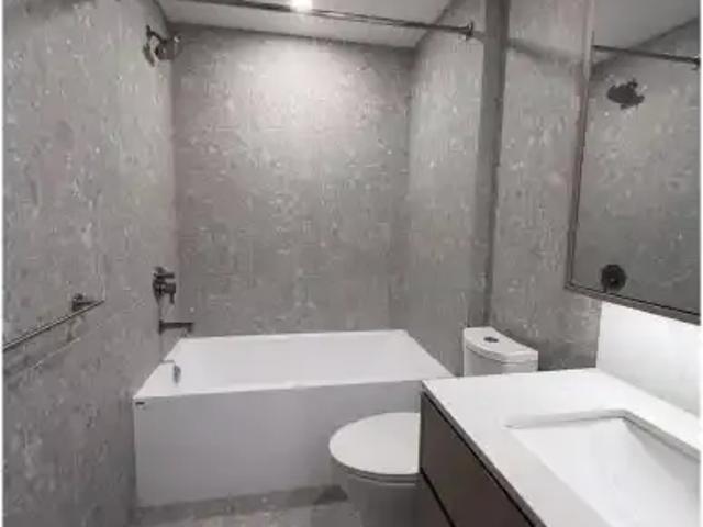 Apartment Vancouver BC 102701599