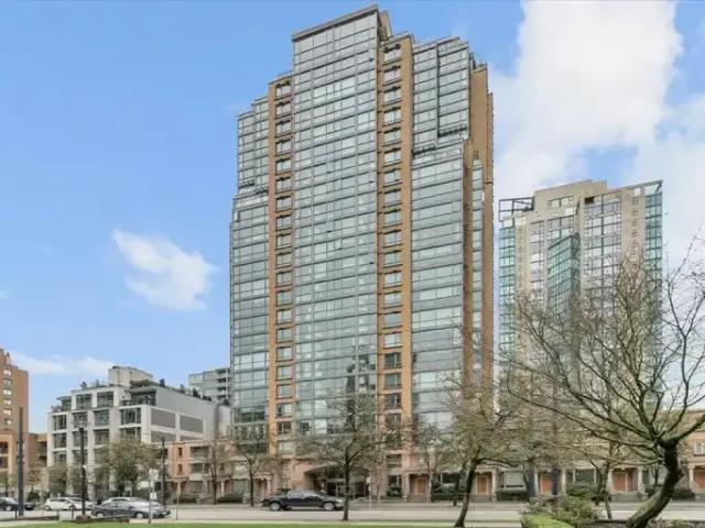 Apartment Vancouver BC 104506695