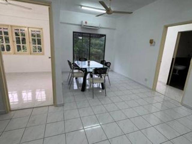 Apartment Vista Condo Relau untuk di jual di Bayan Lepas