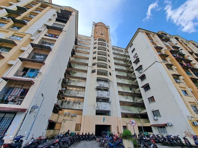 Apartment Vista Lavender Taman Kinrara Puchong For Sale
