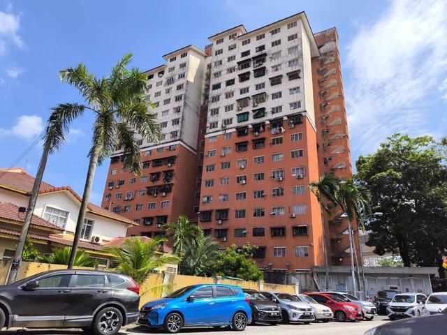 APARTMENT Vista Subang Ara Damansara Petaling Jaya Dekat LRT