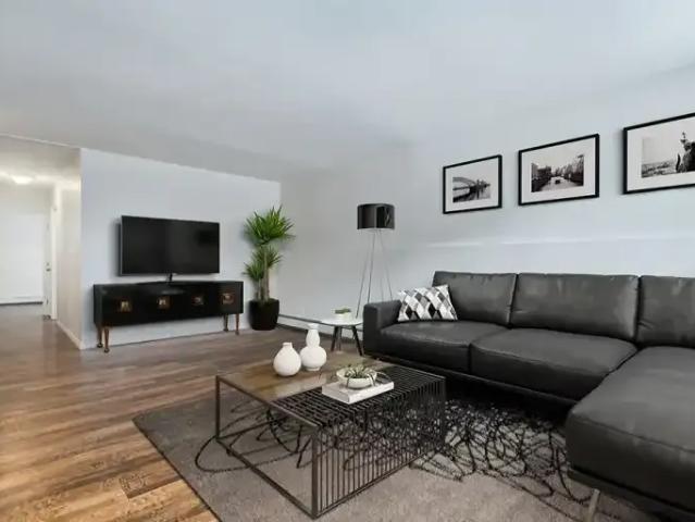 Apartment Yorkton SK 104840248