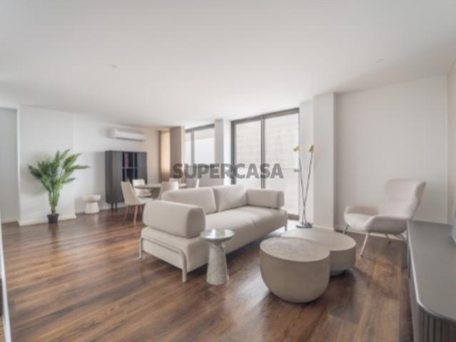 Apartmento T3 Novo com varanda, em Leça da Palmeira