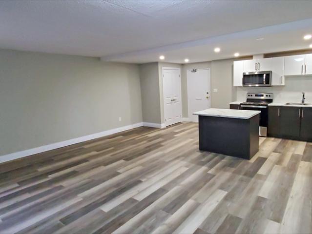 apartments at 349 Queenston Street