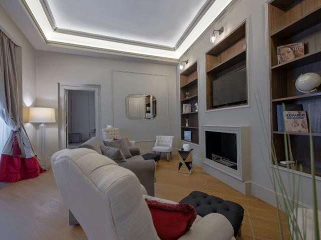 Apartments Florence Teatro Luxury