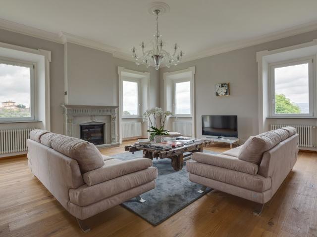 Apartments Florence Villa Michelangelo with swimming pool