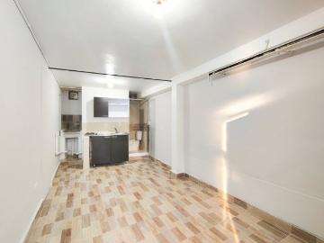 Apartaestudio en arriendo, Manrique central 1