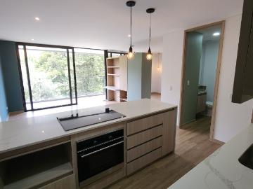 Apartaestudio en arriendo, Cuatro esquinas