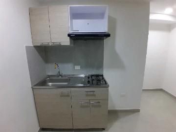 Apartaestudio en arriendo en Medellin, Buenos Aires