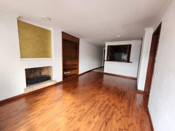 Apartaestudio En Arriendo En Bogota En Santa Bibiana A335648