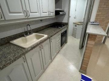 Apartaestudio en arriendo, Laureles