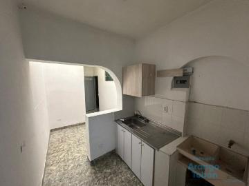 Apartaestudio en arriendo, Laureles
