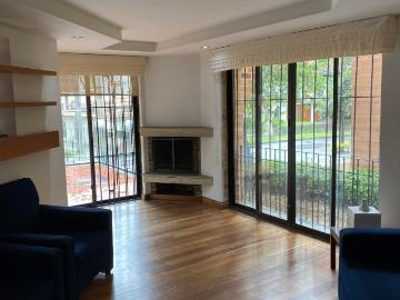 Apartaestudio En Venta En Bogota En Chico Reservado V122571