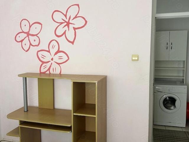 APARTAMANT 3 CAMERE DECOMANDAT,CANTA,70 MP, BLOC NOU