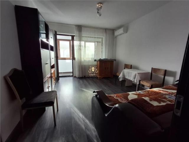 Apartament mare cu 2 camere Nemobilat Aleea Tudor Neculai linga Selgros.LIBER.Bloc nou!