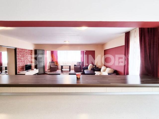 Apartament mobilat 3 camere zona Onix