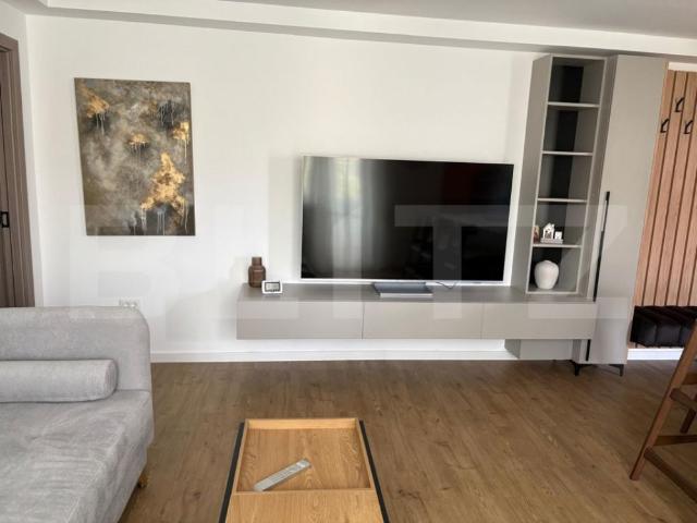 Apartament modern, 4 camere, 72 mp, zona Universitatii