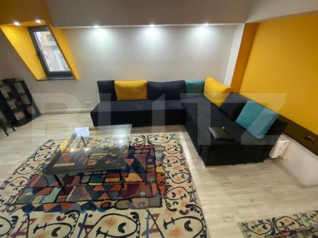 Apartament modern, 2 camere, 64 mp, zona Piata Mare