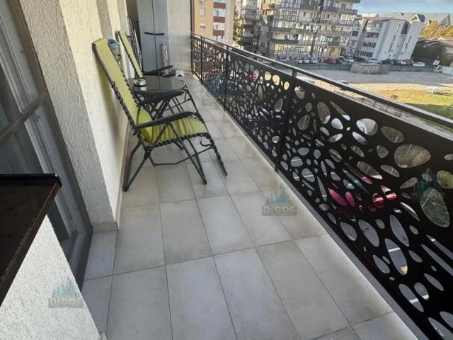 Apartament modern 2 camere cu parcare – Str. Biruinței, 550 €/lună