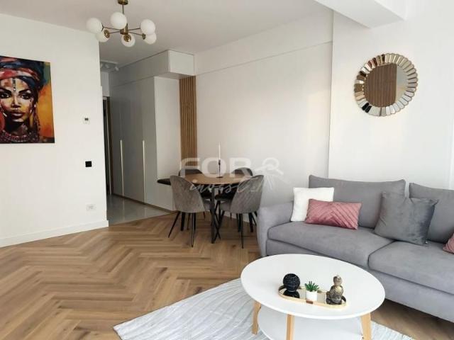 Apartament modern 2 camere, de inchiriat, cartierul Luceafarul